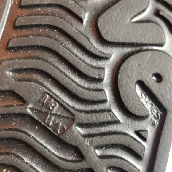 Native Jericho shoes, black and white, size 10 - Picture 4 of 5